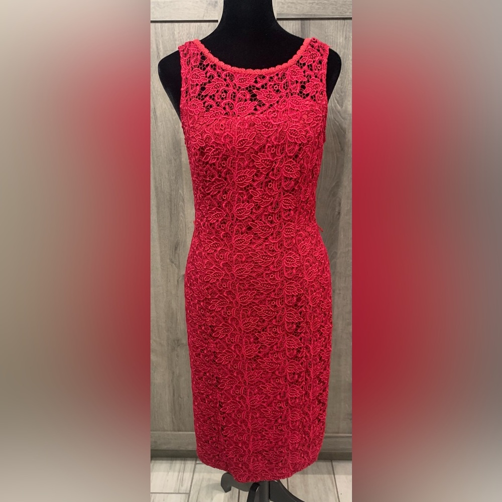 White House Black Market Bright Red Lace Straight Skirt Dress Women's Size 2 - Picture 1 of 10
